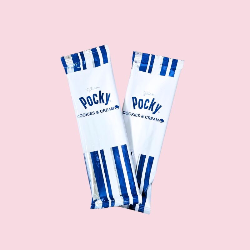 Pocky cookies & cream